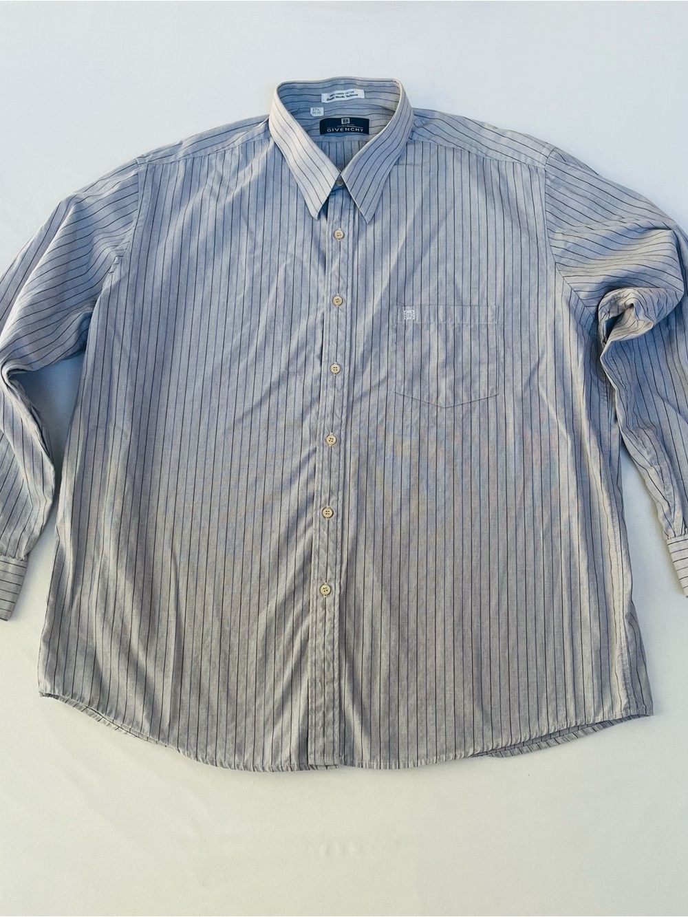 Vintage GIVENCHY Monsieur Men’s Light Grey Long Sleeves Shirt Point Collar Logo